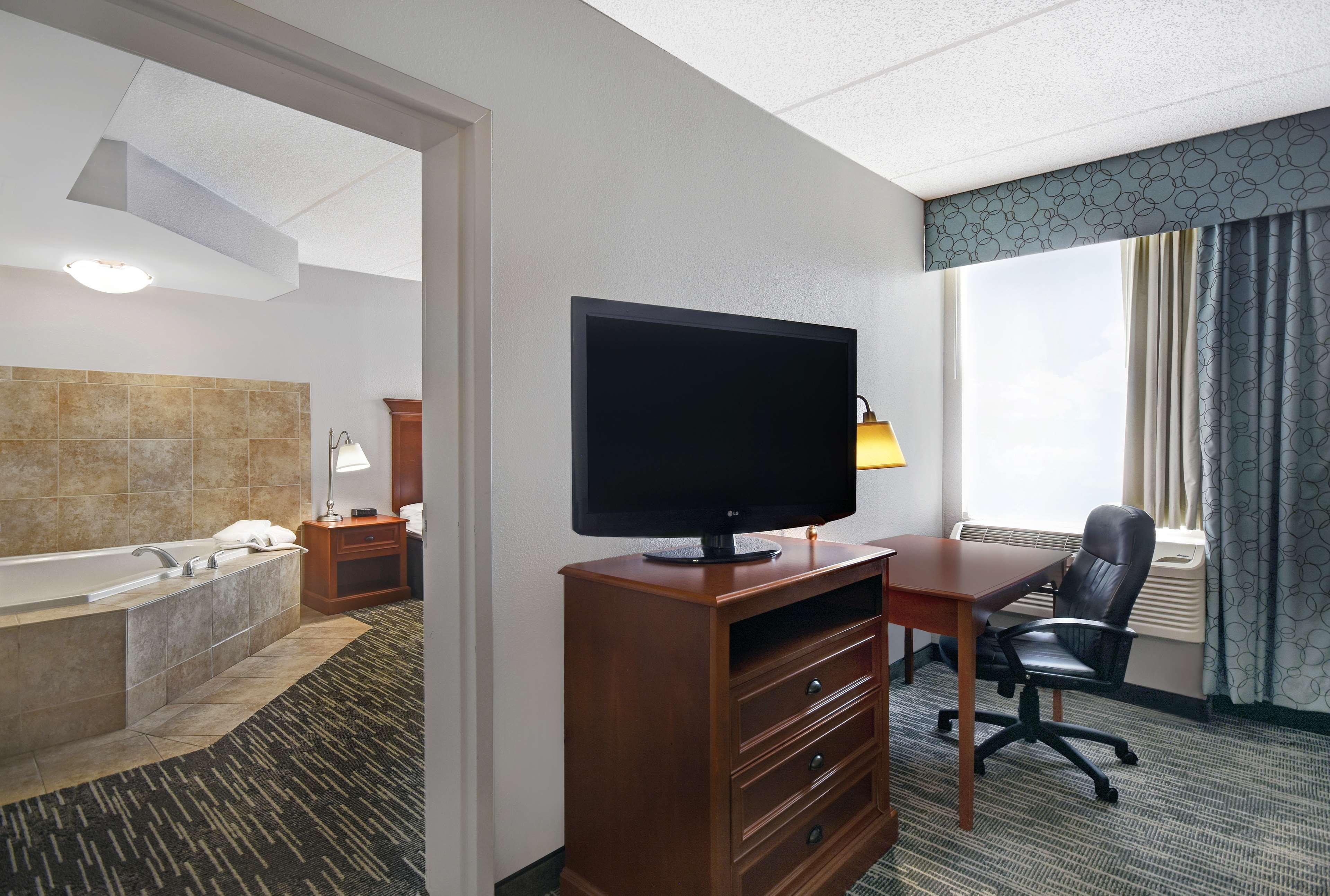 Spark By Hilton Rochester University Area Buitenkant foto