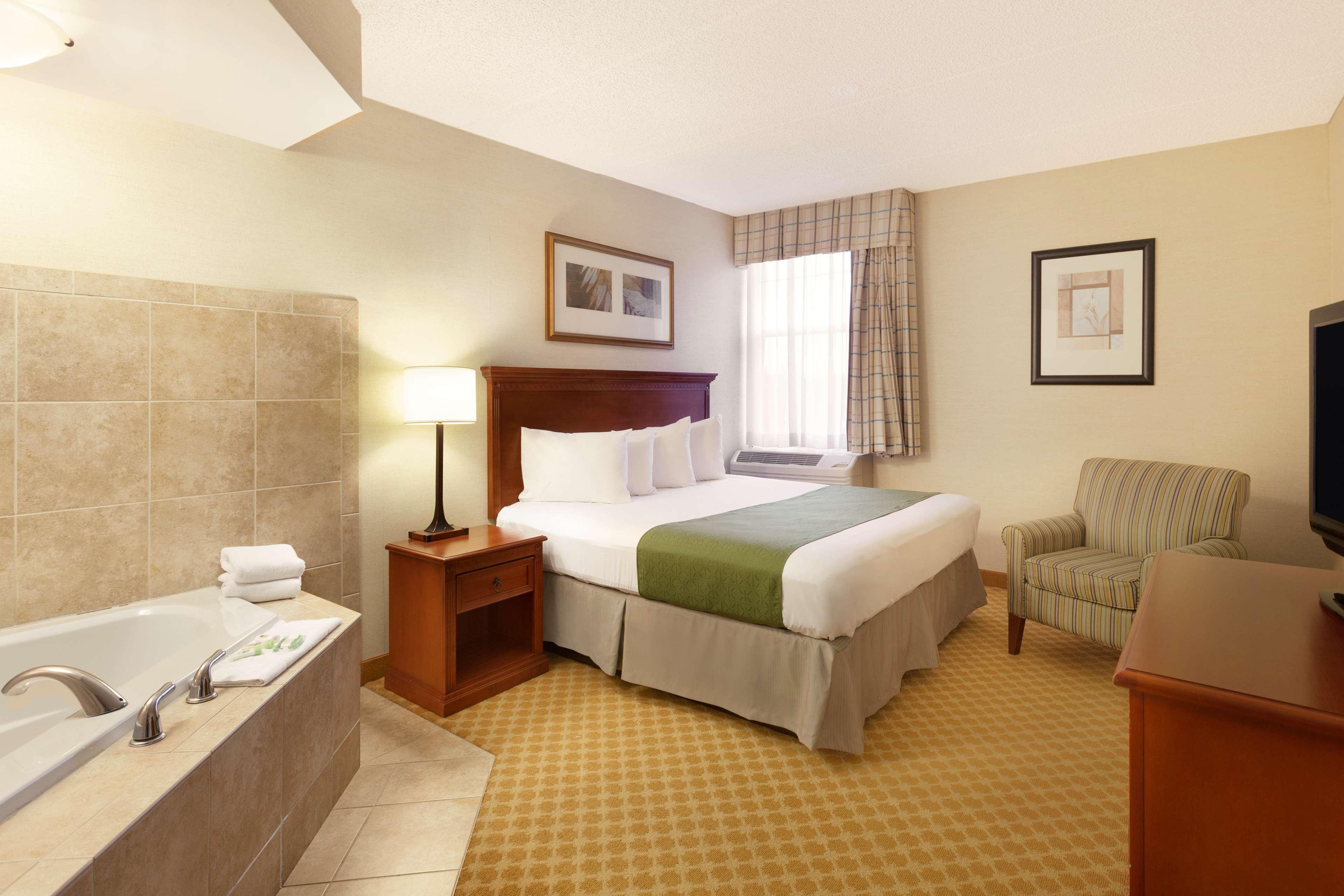 Spark By Hilton Rochester University Area Buitenkant foto